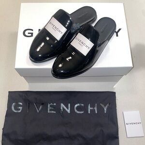 Women’s Givenchy Label Slip-On Flat Mules Black Patent Leather